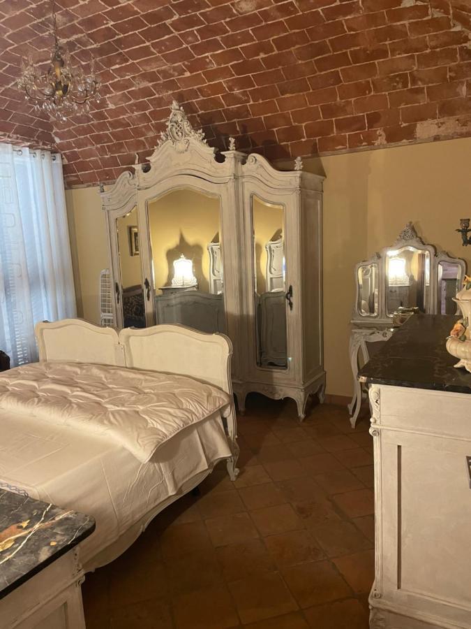 Residenza Nikol Appartamento Giulia Casale Monferrato Bagian luar foto