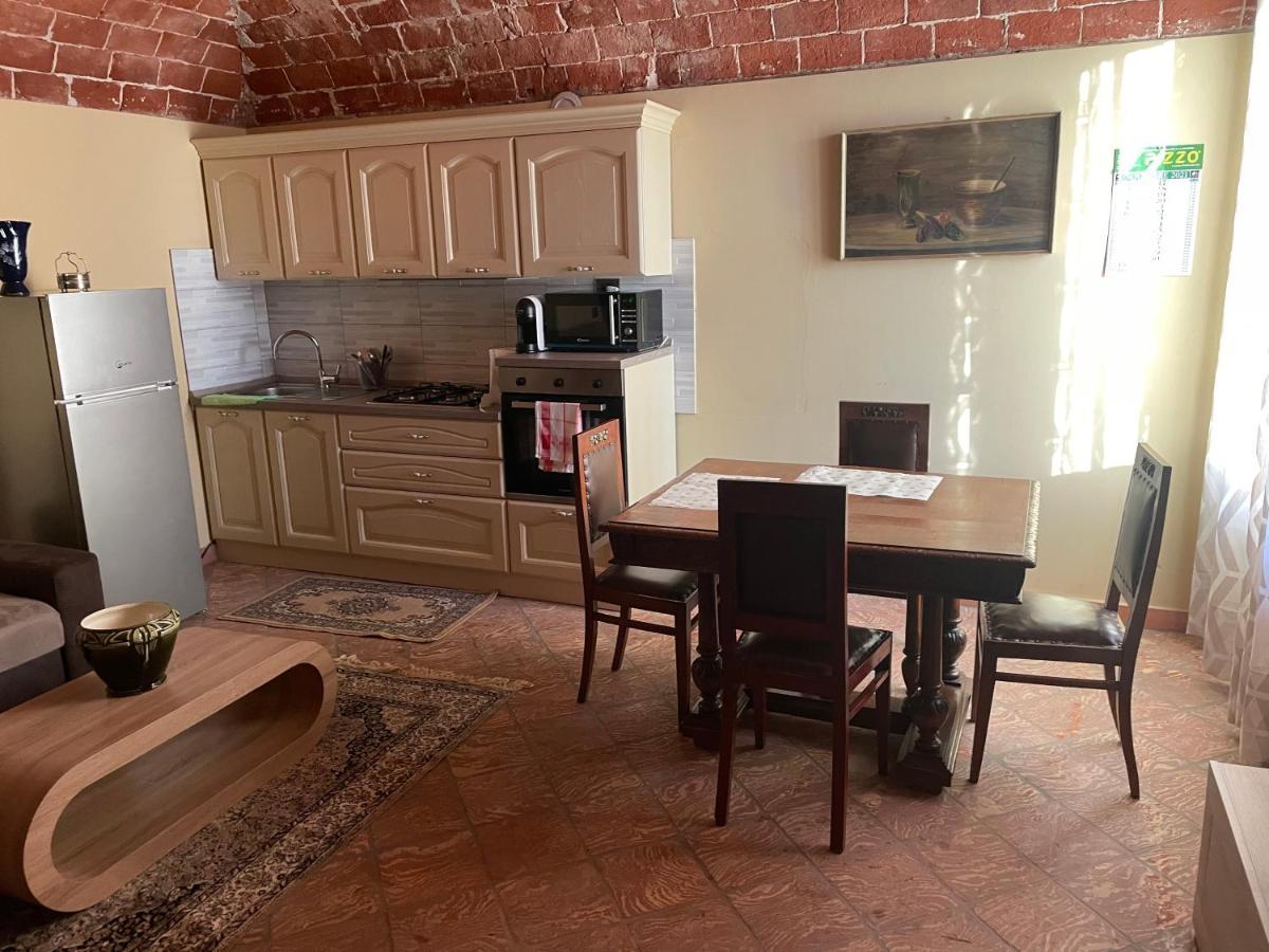 Residenza Nikol Appartamento Giulia Casale Monferrato Bagian luar foto