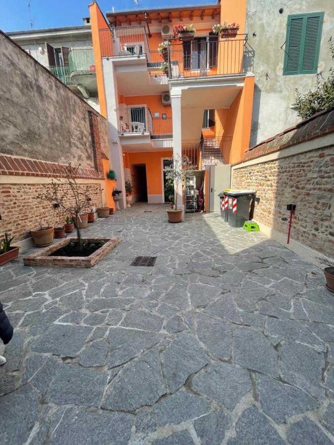 Residenza Nikol Appartamento Giulia Casale Monferrato Bagian luar foto